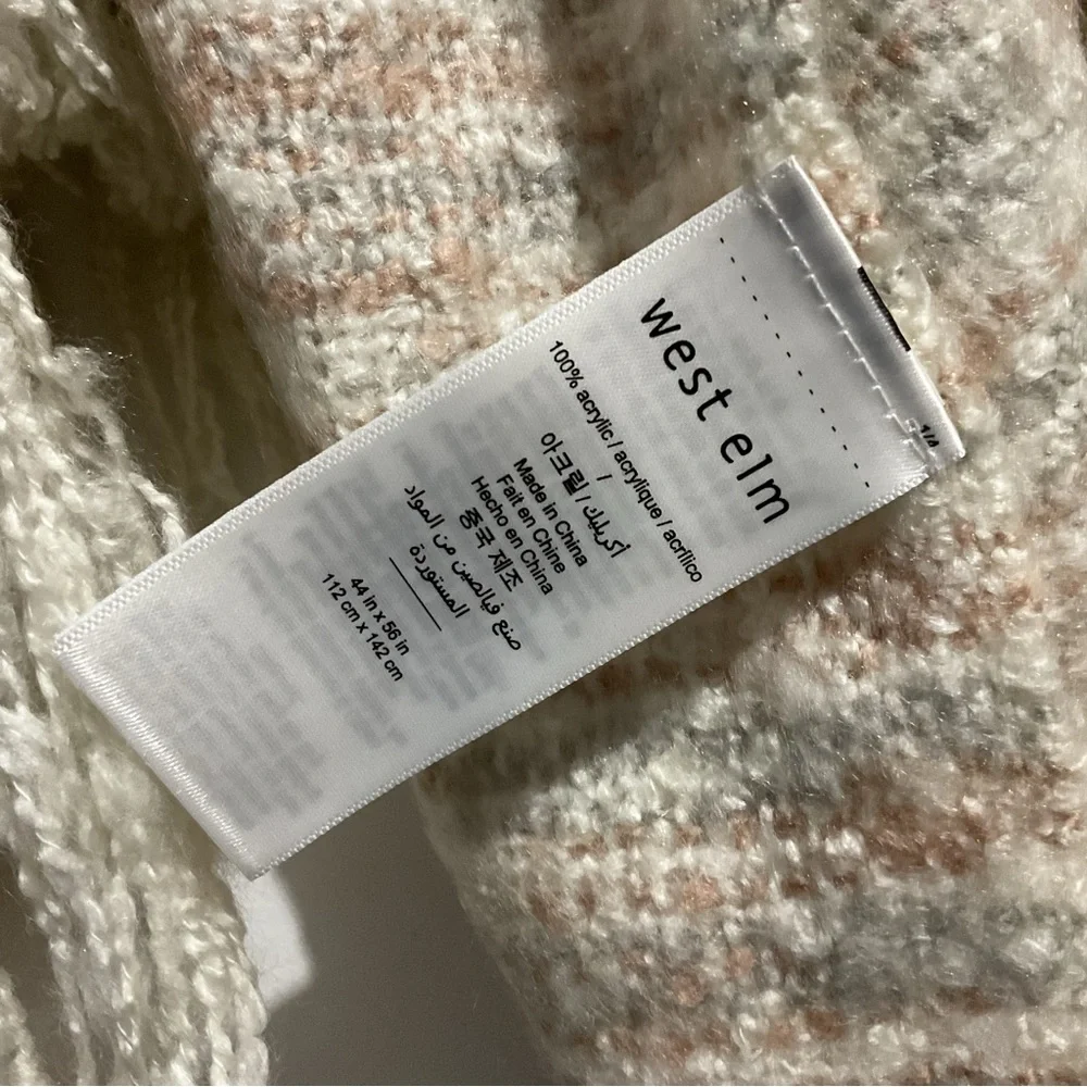West elm cozy throw blanket white fringe :Box OW3: